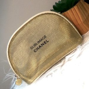 Just in—CHANEL ⭐️| CHANEL Sublimage Gold Mesh Cosmetic Bag